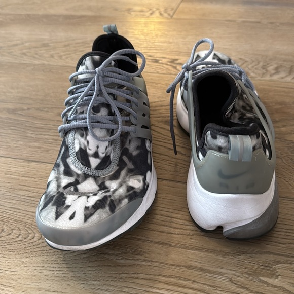 Nike Presto shoes, womens 9 - Picture 4 of 7